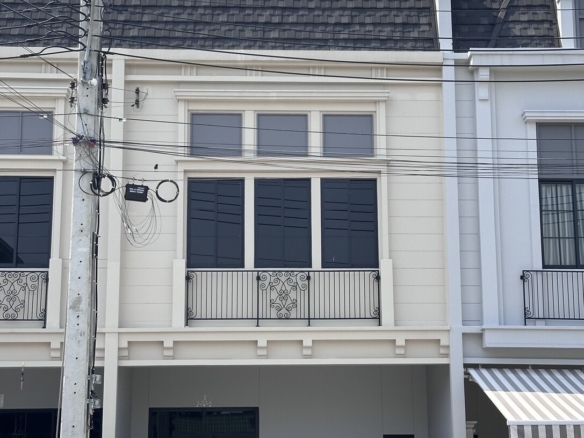 ขายสิริ เพลส พัฒนาการ (Siri Place Pattanakarn) ทาวน์โฮม ใกล้เมือง – ใกล้สวนหลวง ร.9