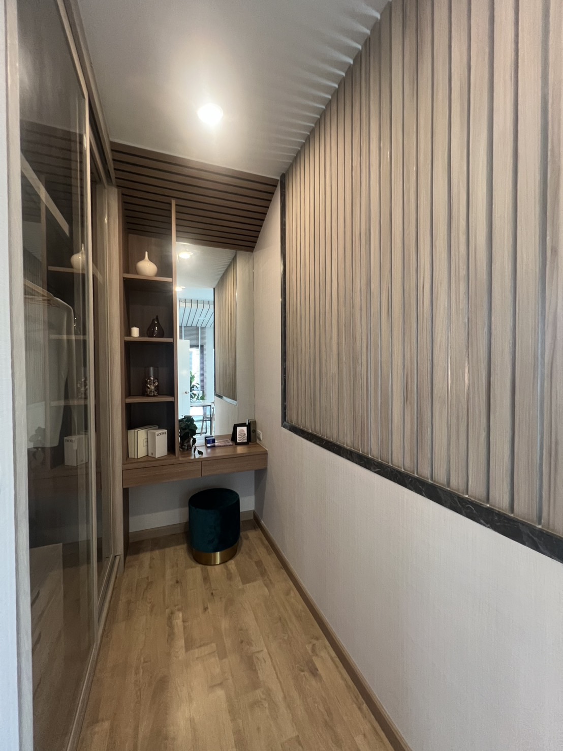 ขายบ้านมือ 1 โครงการไทม์โฮม 62 (timehome 62) บ้านตัวอย่างพร้อมเข้าอยู่ ทำเลใกล้สวนหลวง ร.9 ติดถนน ถ. เฉลิมพระเกียรติ