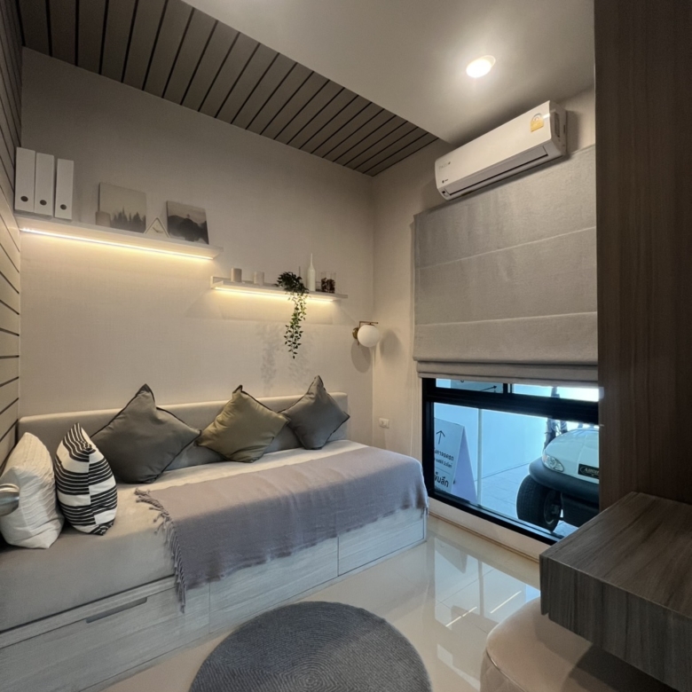 ขายบ้านมือ 1 โครงการไทม์โฮม 62 (timehome 62) บ้านตัวอย่างพร้อมเข้าอยู่ ทำเลใกล้สวนหลวง ร.9 ติดถนน ถ. เฉลิมพระเกียรติ