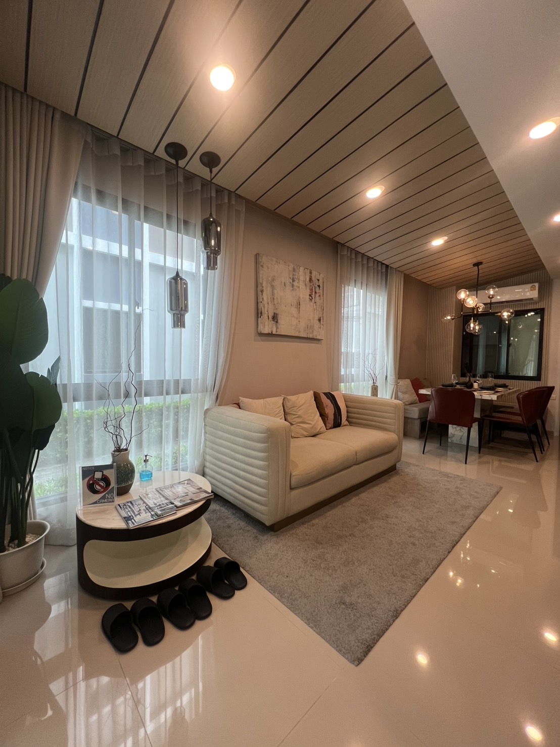 ขายบ้านมือ 1 โครงการไทม์โฮม 62 (timehome 62) บ้านตัวอย่างพร้อมเข้าอยู่ ทำเลใกล้สวนหลวง ร.9 ติดถนน ถ. เฉลิมพระเกียรติ