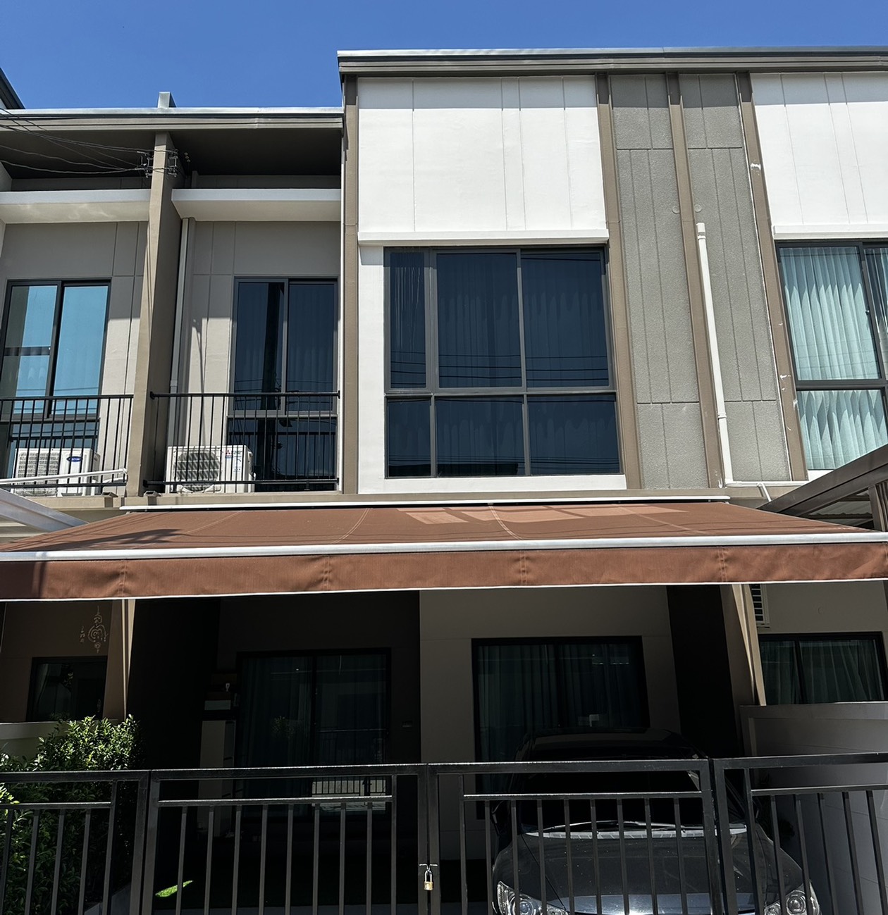 ขายทาวน์เฮ้าส์มือ 2 วี คอมพาวด์ บางนา-ศรีนครินทร์ (V Compound Bangna-Srinakarin)