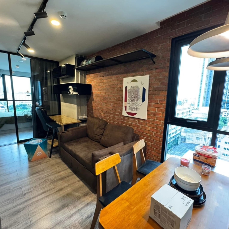 ขายคอนโดมือ 2 ไนท์บริดจ์ คอลลาจ สุขุมวิท 107 (KnightsBridge Collage Sukhumvit 107 – BTS Bearing)