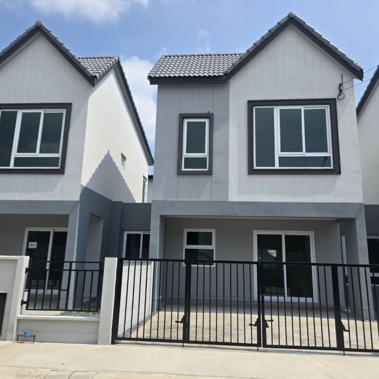 บ้านมือ 1 โครงการเซนส์ บางนา ทำเลซอยกิ่งแก้ว ใกล้สนามบินสุวรรณภูมิ Sense Bangna – Suvarnabhumi (หลังสุดท้ายก่อนปิดเฟส)