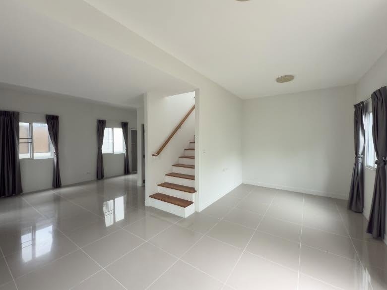 Lanceo Crib เพชรเกษม 81