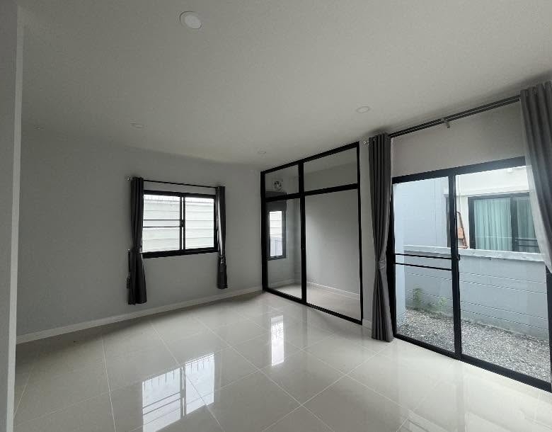 บริทาเนีย บางนา สุวรรณภูมิ กม.26